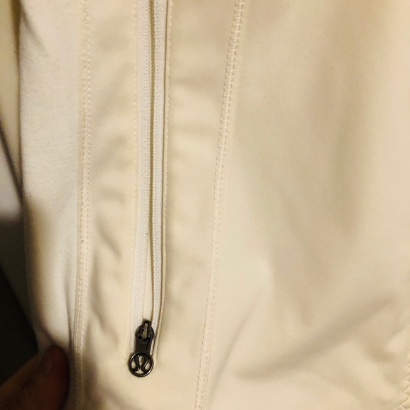 Lululemon white jacket - Picture 5 of 6